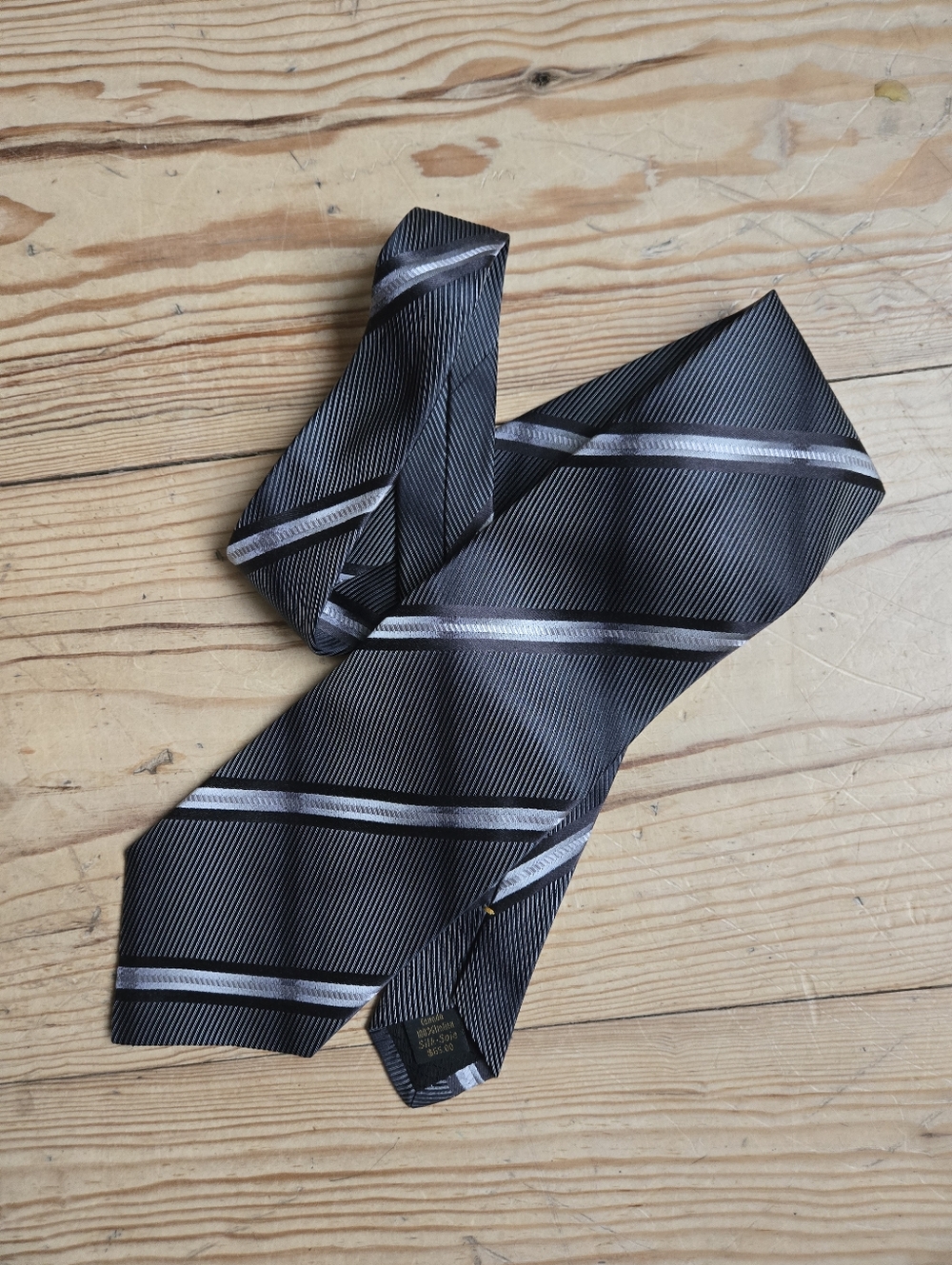 Vogue Italalia Gray Stripe Silk Tie